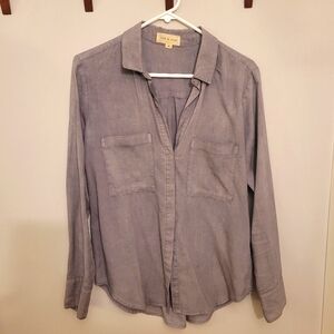 Cloth and Stone gray button up shirt